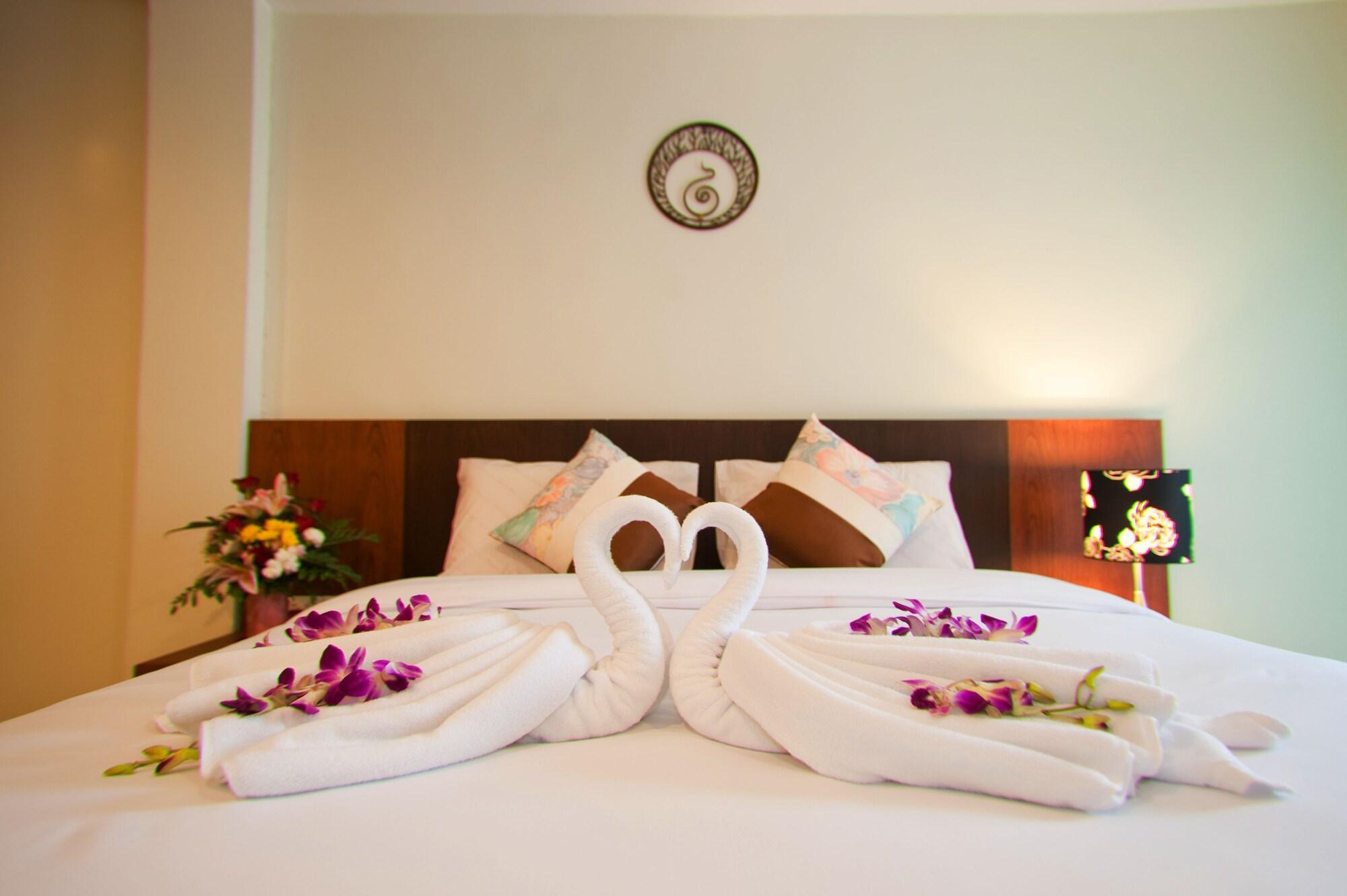 Deva Suites Patong Phuket Εξωτερικό φωτογραφία